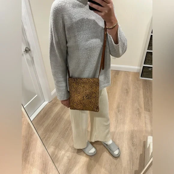 NWOT Madewell Leopard Calf Hair Crossbody Bag - Picture 6 of 6